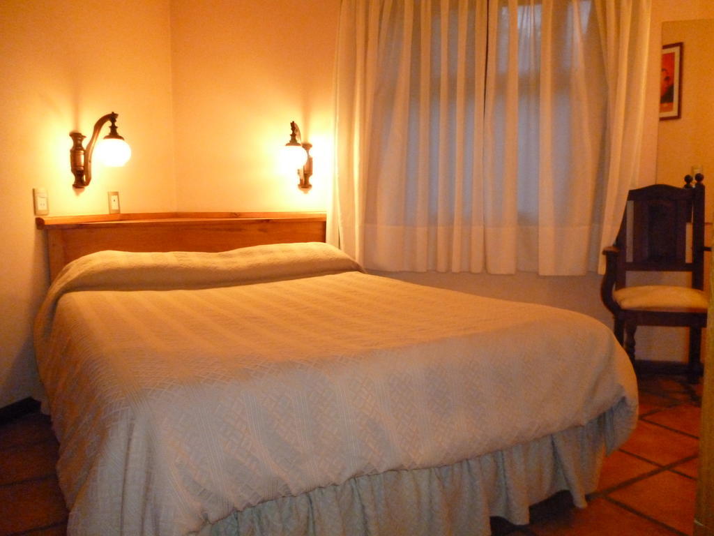 Melewe Aparthotel San Martín de los Andes Kamer foto